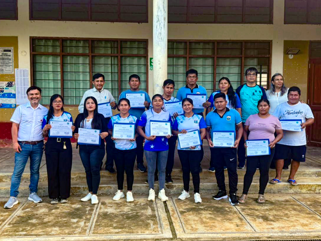 Colegio Arutam (río Santiago)