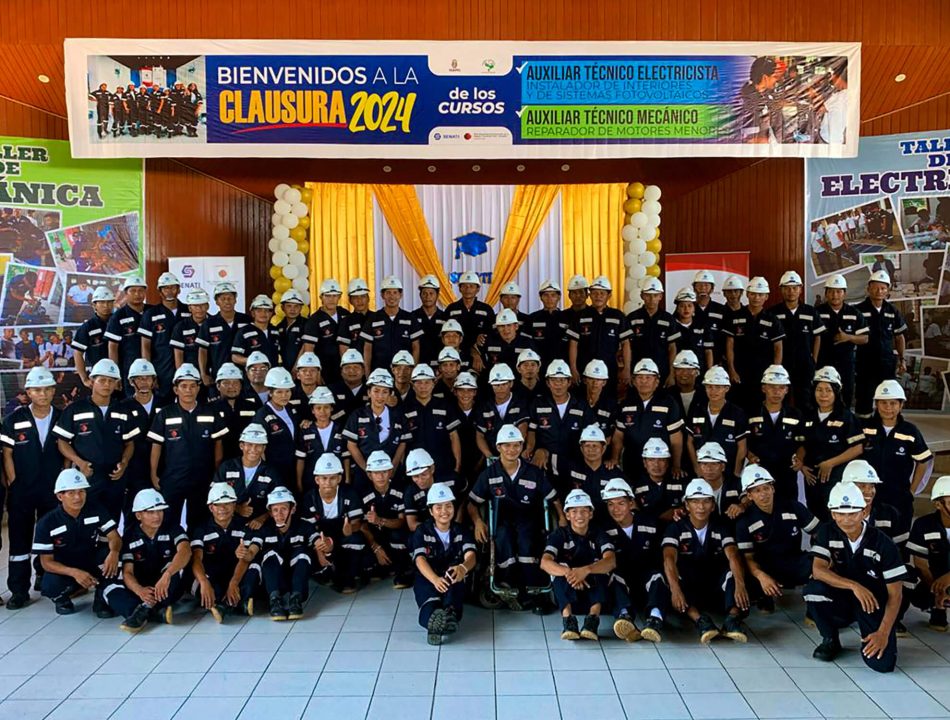 Clausura de los cursos de formación técnica en el río Napo (Loreto)